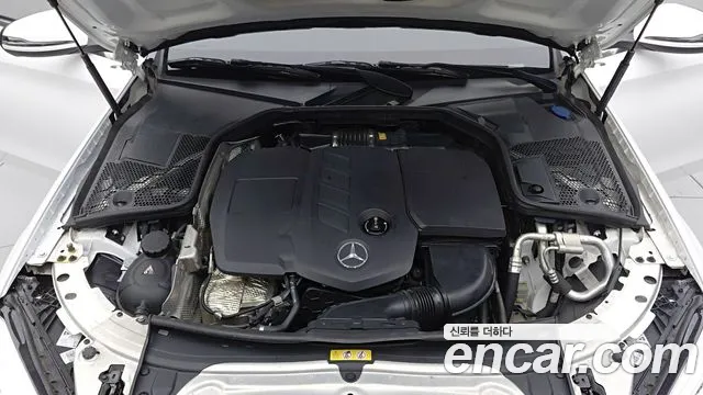 Mercedes-Benz C-Class 2019 — фото 20