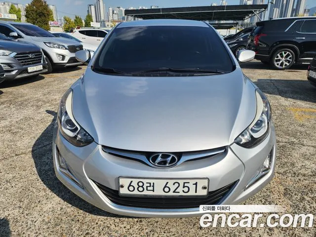 Hyundai AVANTE 2015 — фото 1