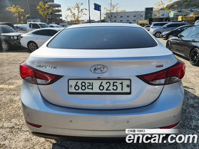 Hyundai AVANTE 2015 — фото 4