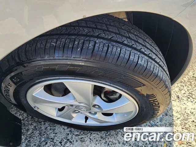 Hyundai AVANTE 2015 — фото 6
