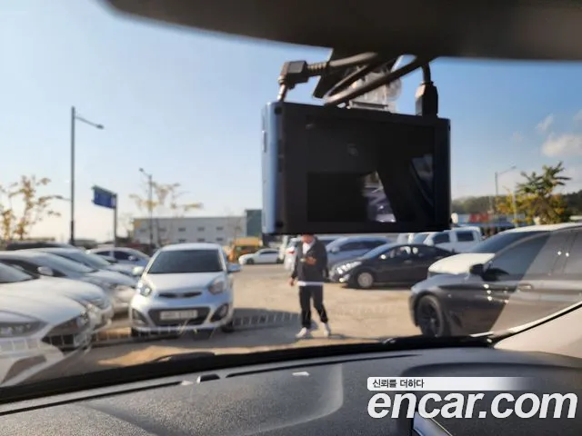 Hyundai AVANTE 2015 — фото 15