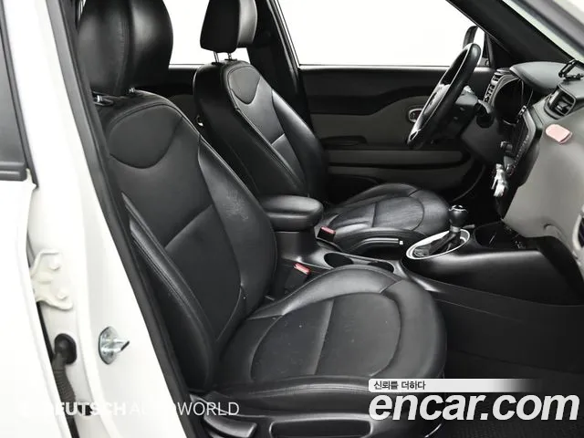 Kia Soul 2017 — фото 10