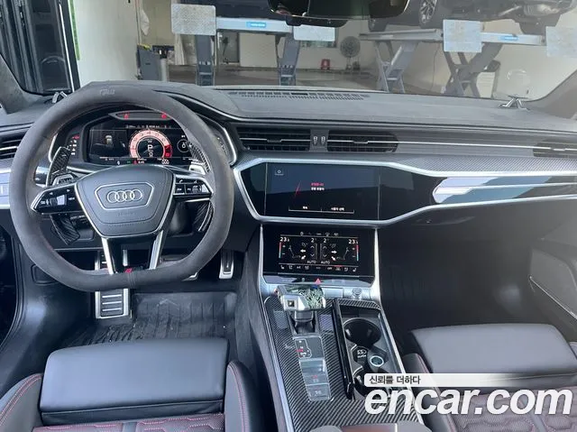Audi RS6 2025 — фото 12