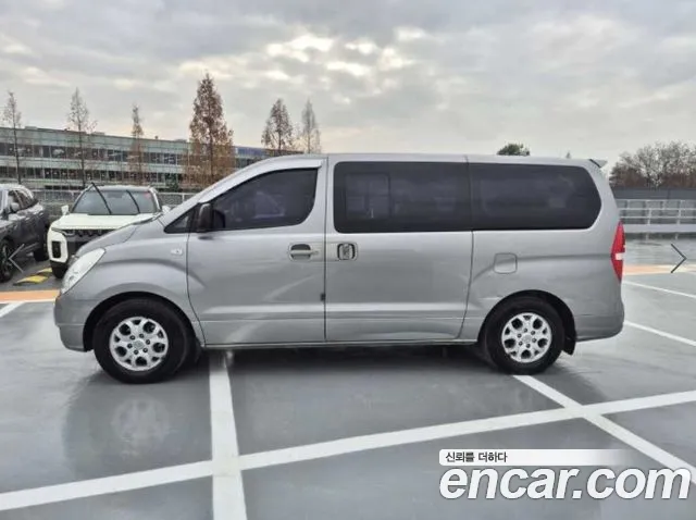 Hyundai Starex 2015 — фото 2