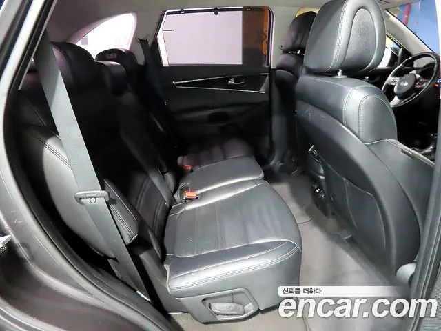 Kia Sorento 2015 — фото 10