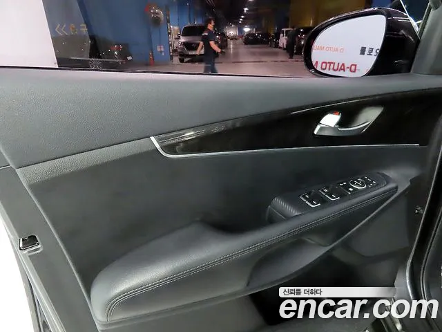 Kia Sorento 2015 — фото 15