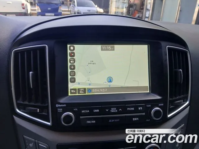 Hyundai Starex 2018 — фото 10