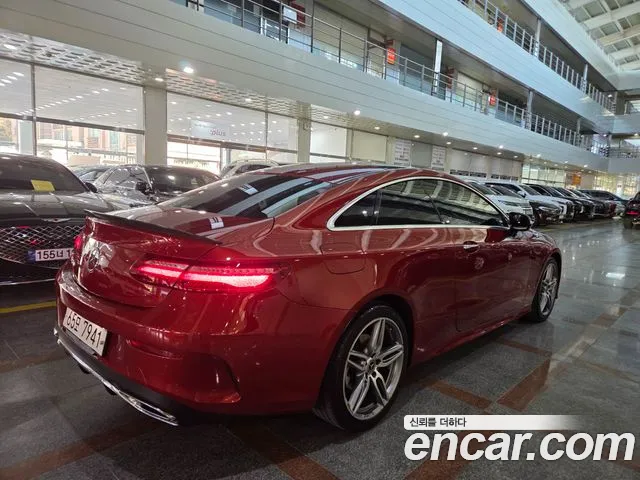 Mercedes-Benz E-Class 2019 — фото 19