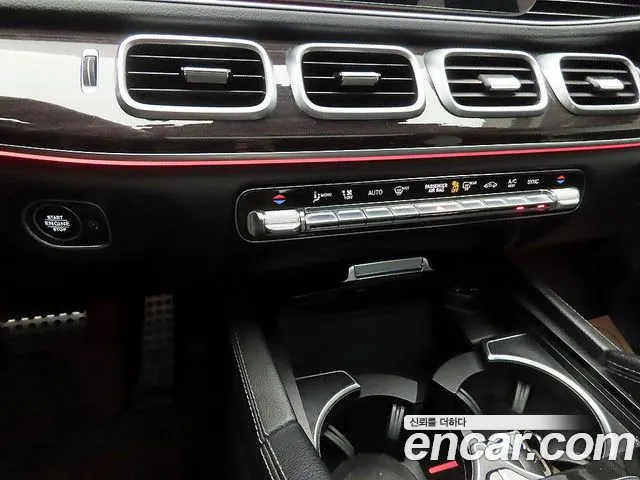 Mercedes-Benz GLE-Class 2022 — фото 10
