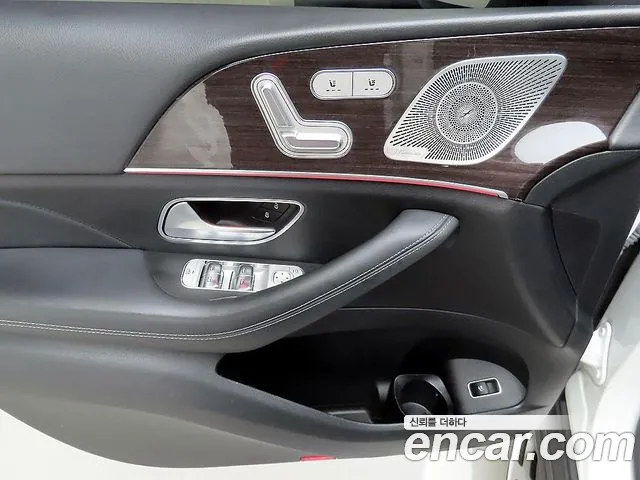 Mercedes-Benz GLE-Class 2022 — фото 13
