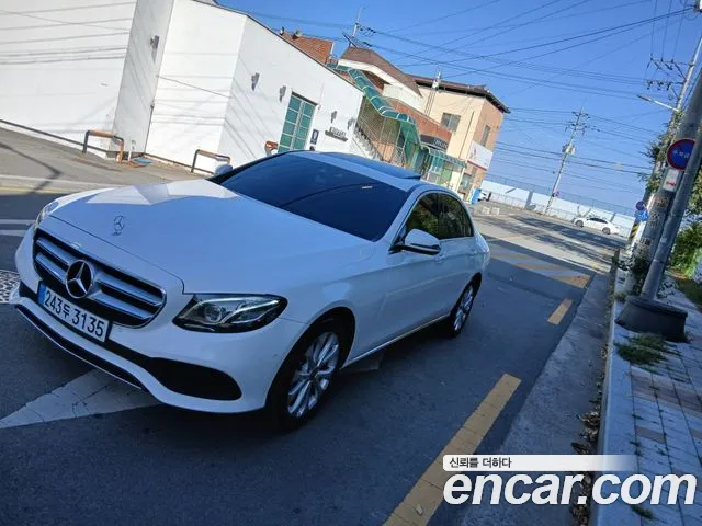 Mercedes-Benz E-Class 2018 — фото 3