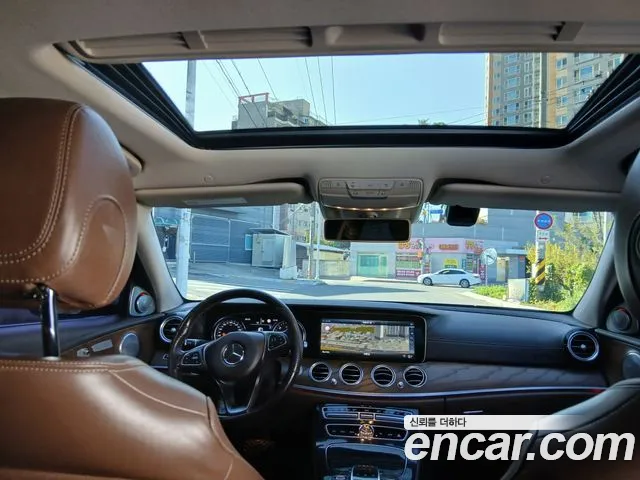 Mercedes-Benz E-Class 2018 — фото 7