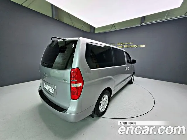 Hyundai Starex 2016 — фото 5