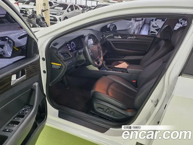 Hyundai Sonata 2017 — фото 16