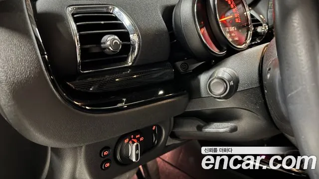 Mini Clubman 2018 — фото 17