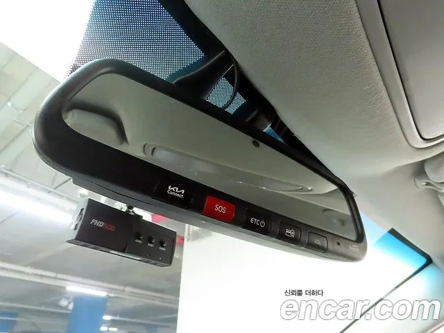 Kia Niro 2023 — фото 17