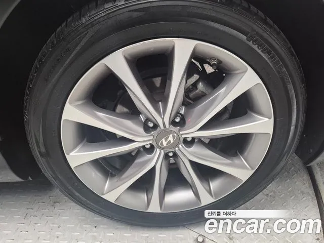 Hyundai Grandeur 2016 — фото 19