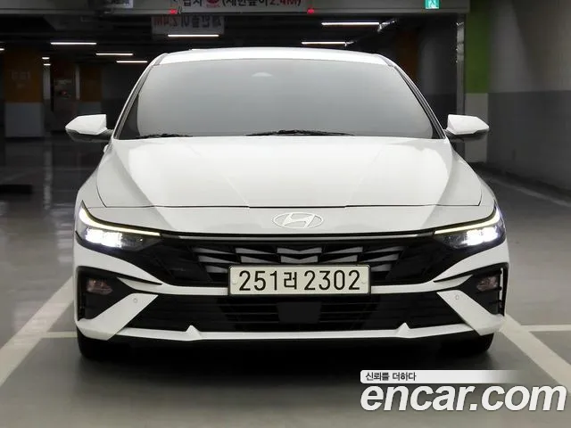 Hyundai AVANTE 2024 — фото 2