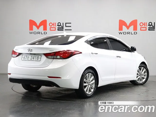 Hyundai AVANTE 2015 — фото 3