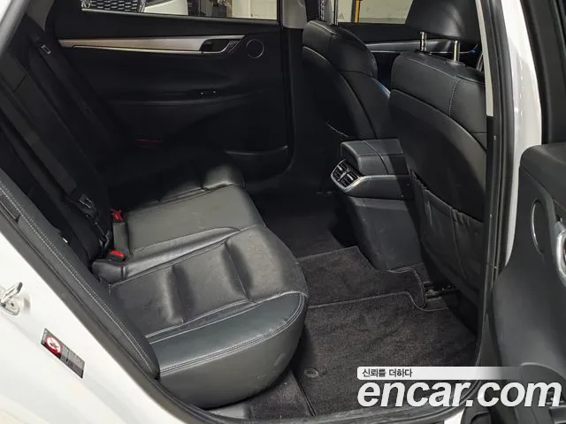 Hyundai Grandeur 2020 — фото 12