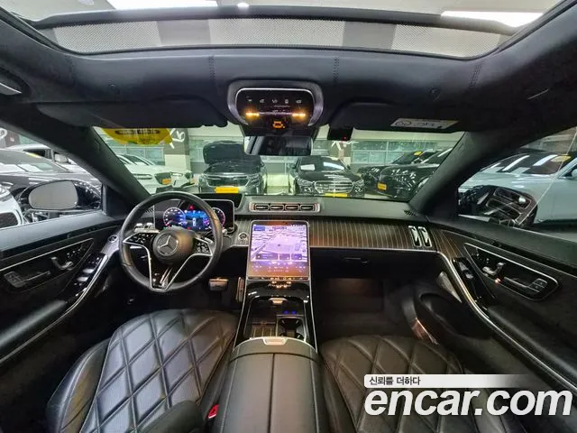 Mercedes-Benz S-Class 2023 — фото 16