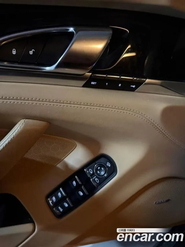 Porsche Panamera 2014 — фото 13