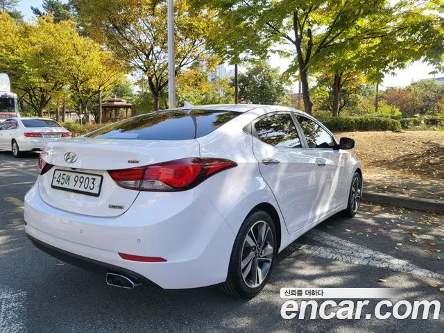 Hyundai AVANTE 2016 — фото 5