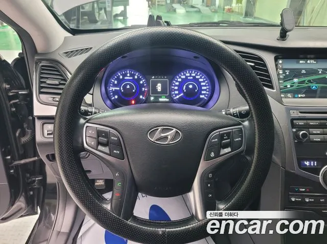 Hyundai Grandeur 2015 — фото 15