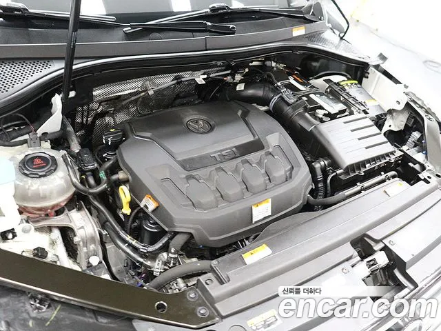 Volkswagen Tiguan 2023 — фото 19