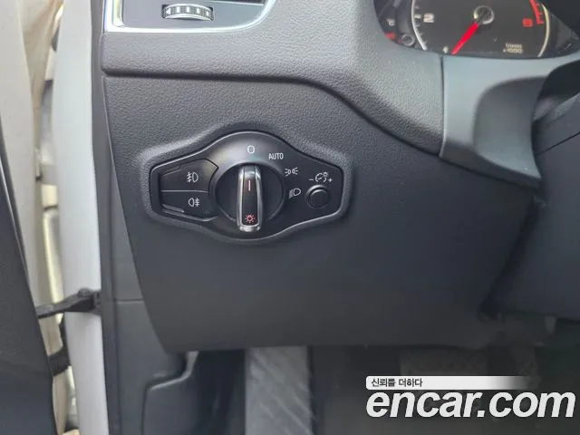 Audi Q5 2015 — фото 14