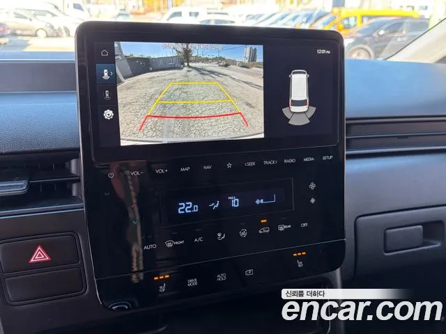 Hyundai Staria 2022 — фото 10