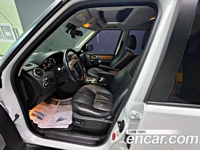 Land Rover Discovery 2013 — фото 10