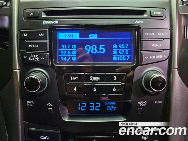 Hyundai Sonata 2014 — фото 18
