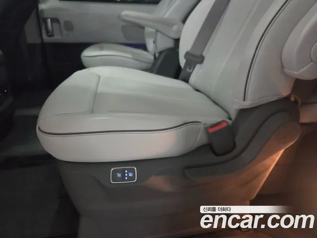 Hyundai Staria 2022 — фото 13