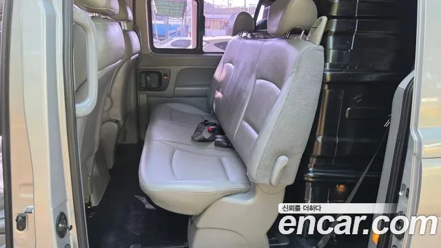 Hyundai Starex 2014 — фото 10