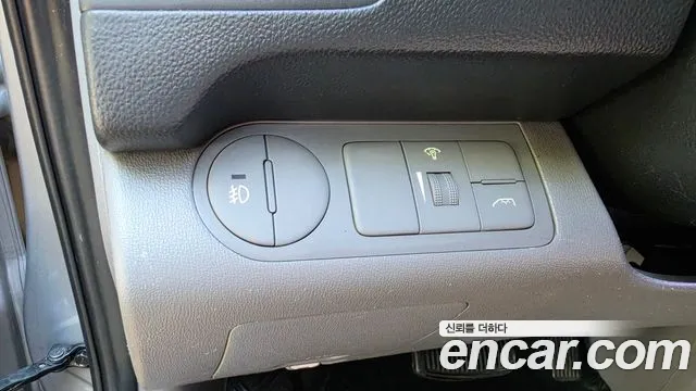 Hyundai Starex 2014 — фото 12