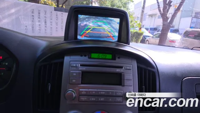 Hyundai Starex 2014 — фото 15