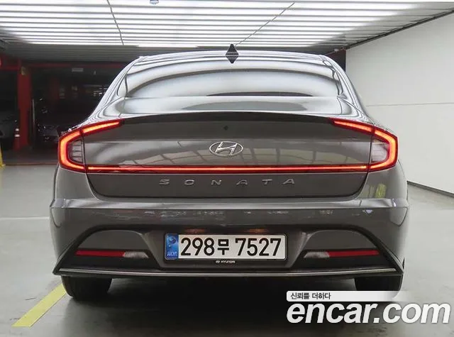 Hyundai Sonata 2022 — фото 3