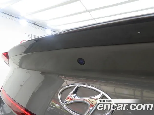 Hyundai Sonata 2022 — фото 18