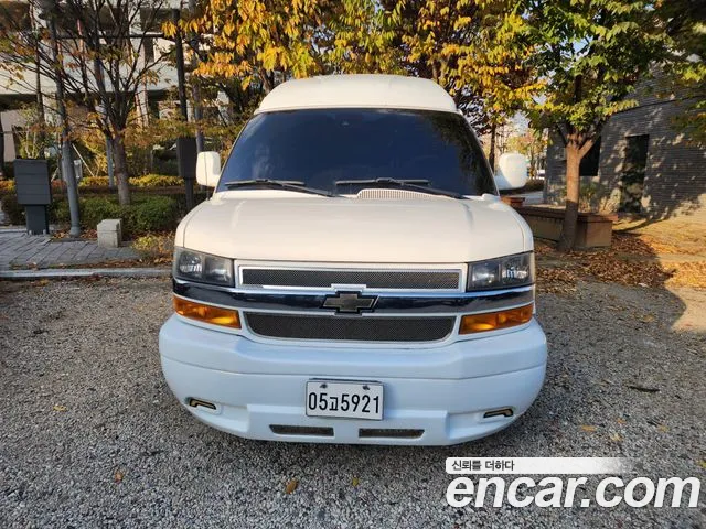 Chevrolet Express Van 2019 — фото 3