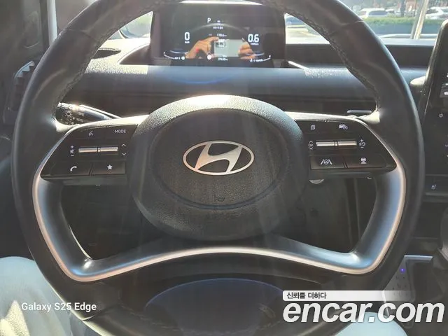 Hyundai Staria 2025 — фото 13