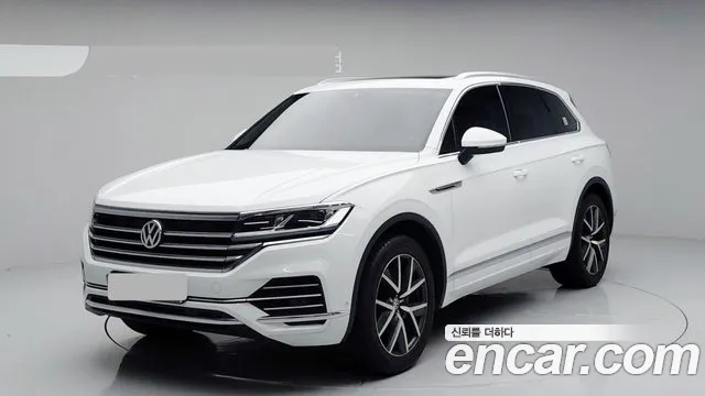 Volkswagen Touareg 2020 — фото 1