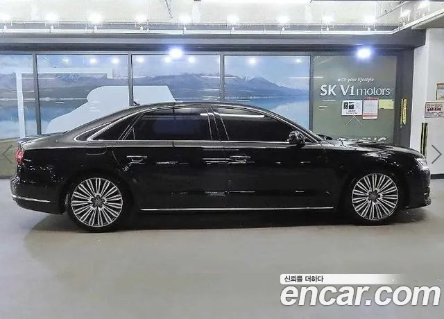 Audi A8 2016 — фото 3