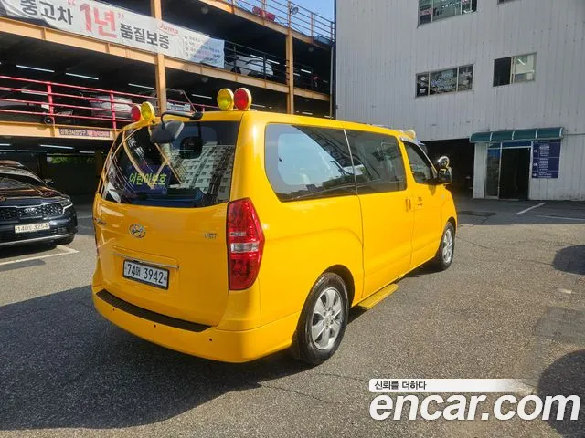 Hyundai Starex 2019 — фото 4