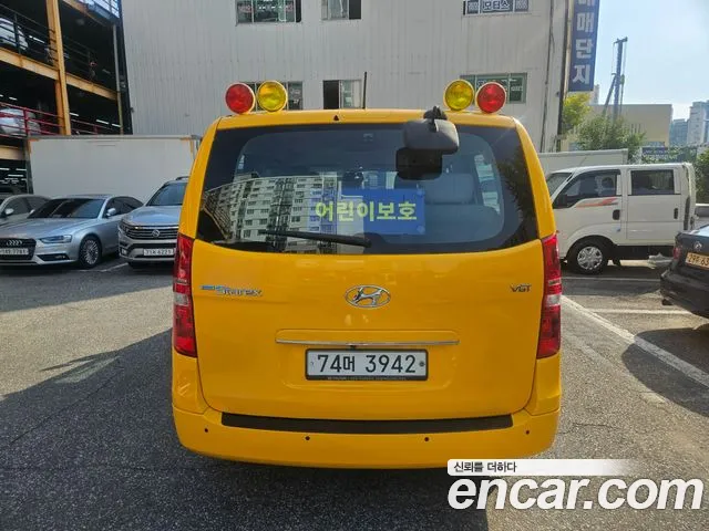 Hyundai Starex 2019 — фото 6