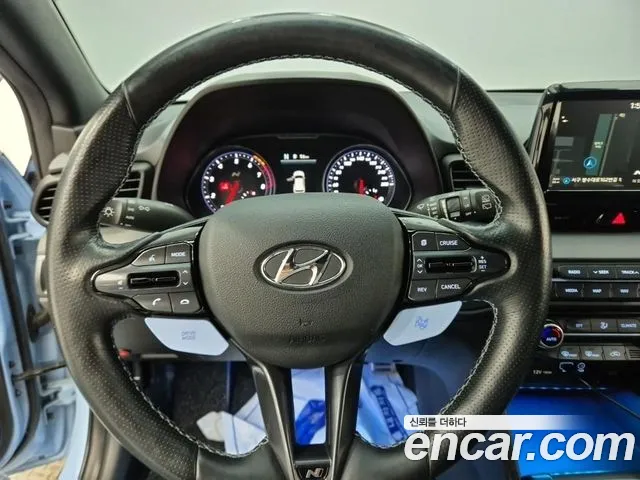 Hyundai Veloster 2020 — фото 9
