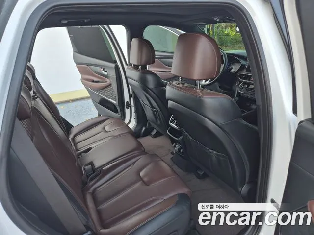 Hyundai Santafe 2020 — фото 11