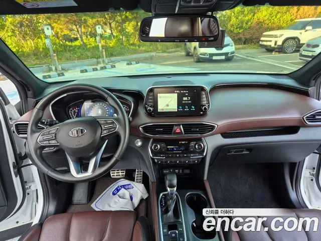 Hyundai Santafe 2020 — фото 12