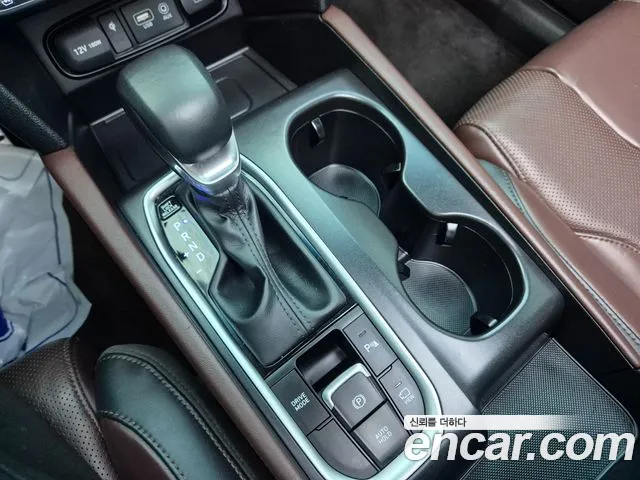 Hyundai Santafe 2020 — фото 18