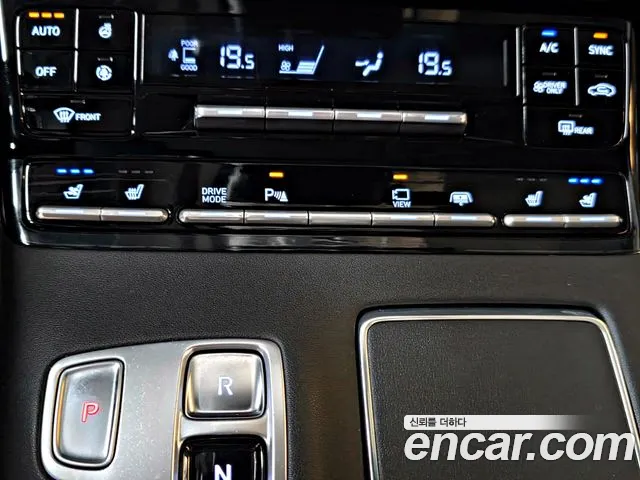 Hyundai Grandeur 2022 — фото 18
